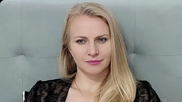 K  Adrienne online show from 13, 10, 2025