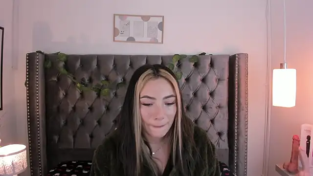 Kim Blane online show from 1, 2, 2025