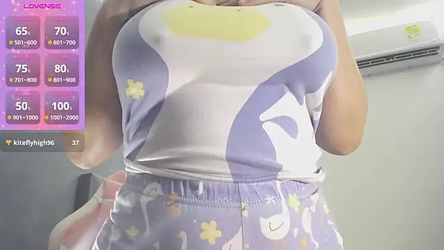 Snapshot of Tiffany_teressa chatting on 23, 2, 2025 Tiffany teressa online show from 23, 2, 2025