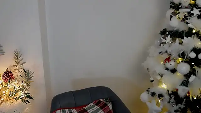 Xentthia online show from 4, 12, 2025