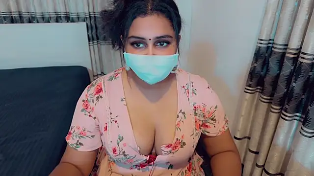 Snapshot of SonY_CaM chatting on 7, 5, 2026 SonY CaM online show from 7, 5, 2026
