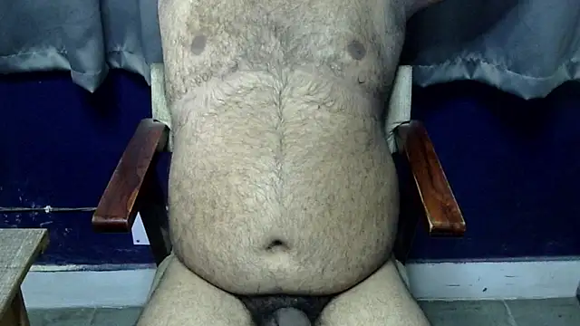 Snapshot of hairysubcub_70 chatting on 21, 6, 2026 hairysubcub 70 online show from 21, 6, 2026