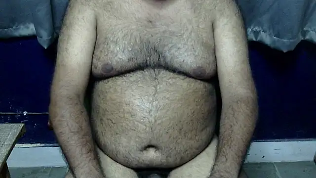 Snapshot of hairysubcub_70 chatting on 25, 6, 2026 hairysubcub 70 online show from 25, 6, 2026