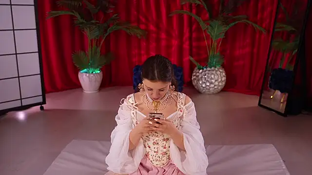 KittyCaitlin online show from 15, 10, 2025