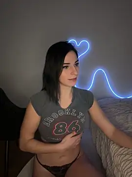 OIivia online show from 4, 1, 2025