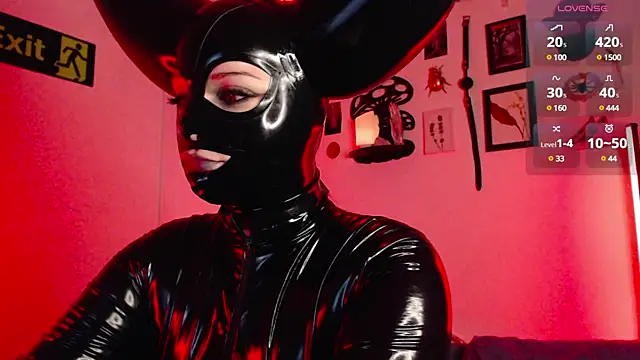 Snapshot of auroralatexprincess chatting on 19, 3, 2025 auroralatexprincess online show from 19, 3, 2025