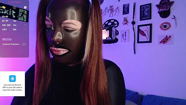 Snapshot of auroralatexprincess chatting on 1, 10, 2025 auroralatexprincess online show from 1, 10, 2025