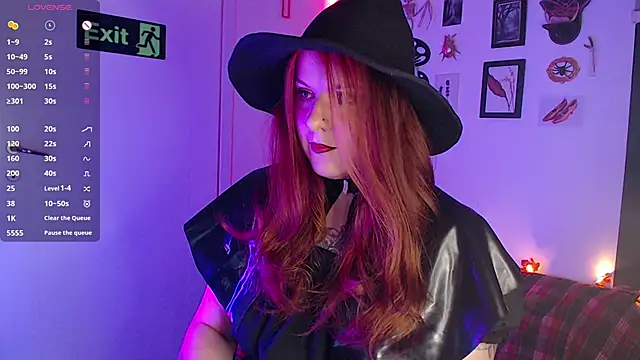 auroralatexprincess online show from 30, 10, 2025