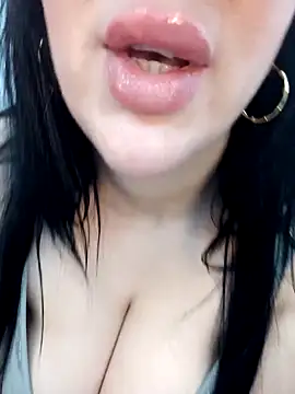 Queen sousou online show from 2, 2, 2025