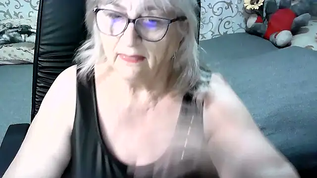 LolkaAlyss online show from 9, 2, 2025