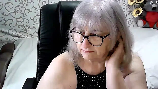LolkaAlyss online show from 17, 2, 2025