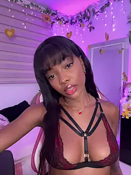 Snapshot of Vane_Rossee chatting on 4, 3, 2026 Vane Rossee online show from 4, 3, 2026