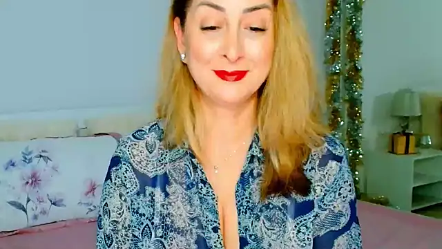 Tyana40 online show from 10, 1, 2025