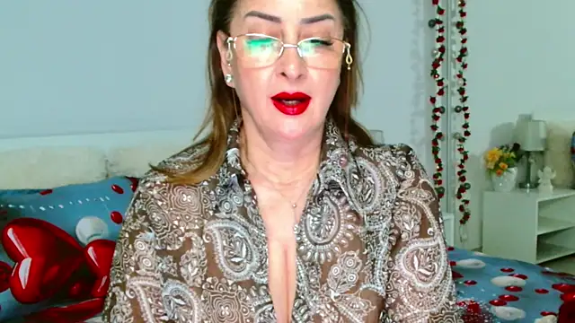 Tyana40 online show from 8, 4, 2026