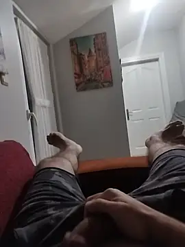 Snapshot of Aykut1990 chatting on 10, 11, 2025 Aykut1990 online show from 10, 11, 2025