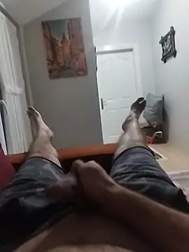 Snapshot of Aykut1990 chatting on 12, 11, 2025 Aykut1990 online show from 12, 11, 2025