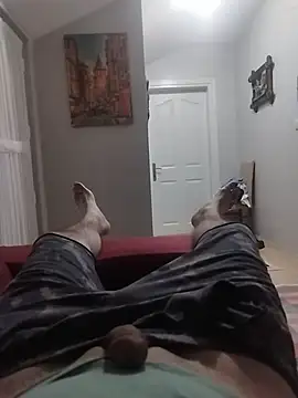 Snapshot of Aykut1990 chatting on 28, 11, 2025 Aykut1990 online show from 28, 11, 2025