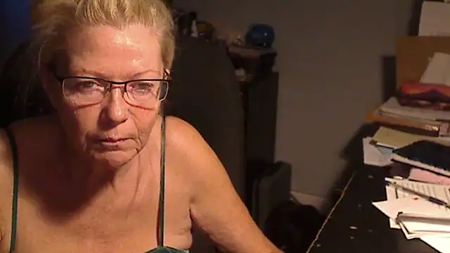 XTRAHORNYONE online show from 1, 3, 2025