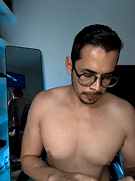 towers j online show from 31, 10, 2025