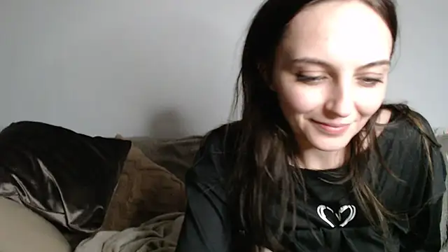 Snapshot of Katze22 chatting on 11, 12, 2024 Katze22 online show from 11, 12, 2024