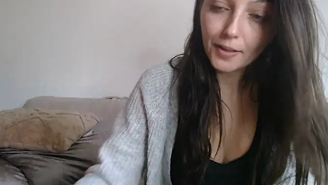 Snapshot of Katze22 chatting on 15, 12, 2024 Katze22 online show from 15, 12, 2024