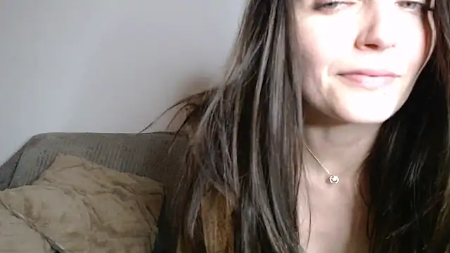 Snapshot of Katze22 chatting on 24, 12, 2024 Katze22 online show from 24, 12, 2024