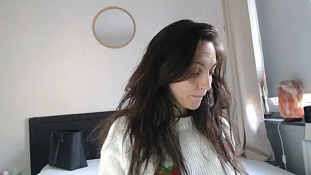 Snapshot of Katze22 chatting on 3, 1, 2025 Katze22 online show from 3, 1, 2025