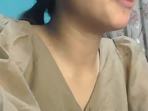 Snapshot of NancyRuvi chatting on 4, 3, 2025 NancyRuvi online show from 4, 3, 2025