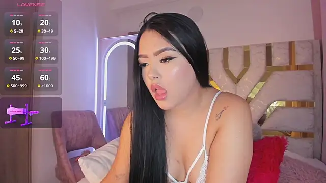 sophy champagne online show from 13, 10, 2025