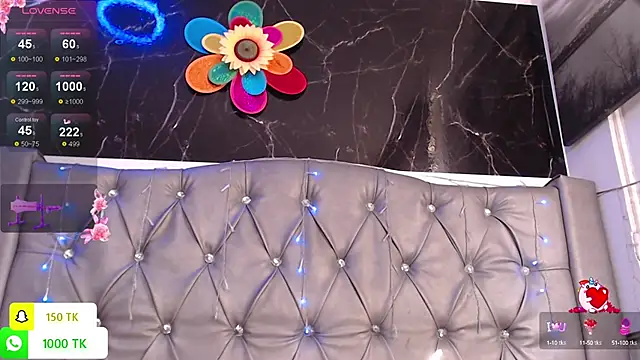 LAILAGUMMY online show from 15, 10, 2025