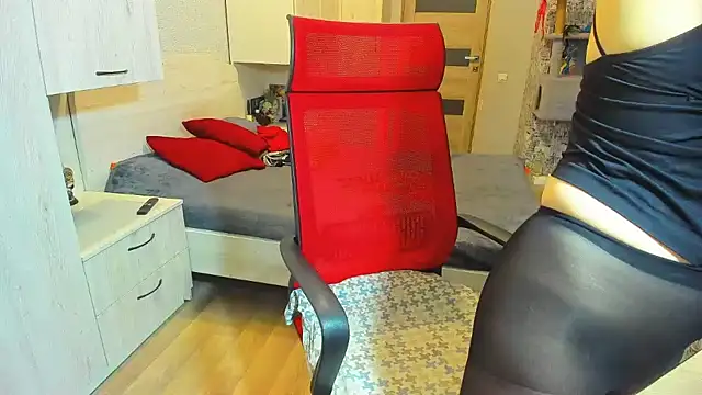 DUSSY PUSSY online show from 10, 12, 2024