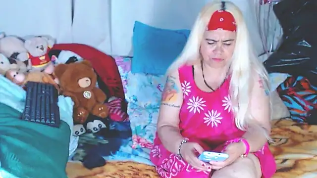 estrellita fugaz16x online show from 3, 12, 2025