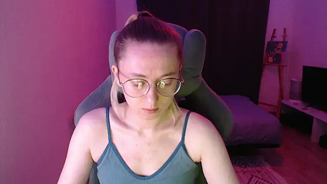 Snapshot of AnabelFrel chatting on 27, 11, 2025 AnabelFrel online show from 27, 11, 2025