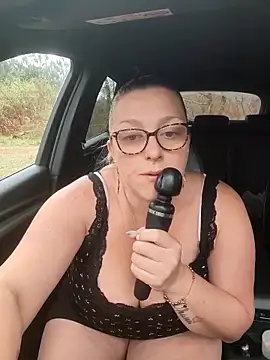 winniess40 online show from 15, 4, 2026