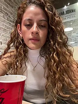 alana15 online show from 8, 2, 2025