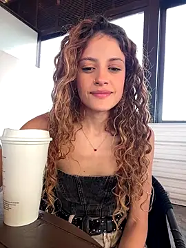 alana15 online show from 13, 9, 2025