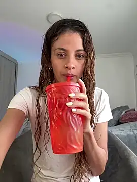 Snapshot of alana15 chatting on 23, 2, 2026 alana15 online show from 23, 2, 2026