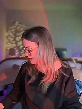 MaiseKnox online show from 15, 3, 2025