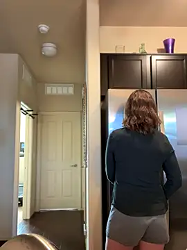 MaiseKnox online show from 23, 10, 2025