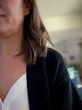 MaiseKnox online show from 30, 11, 2025