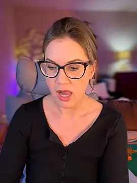 MaiseKnox online show from 17, 2, 2026