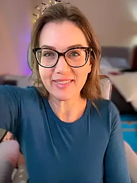 MaiseKnox online show from 5, 7, 2026
