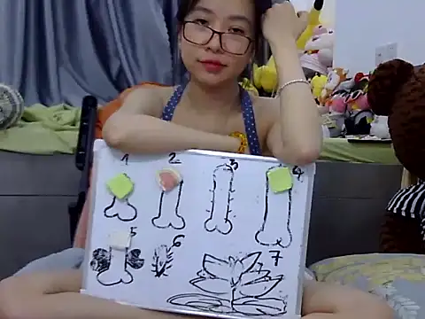 Snapshot of Cute_Ruby01 chatting on 7, 1, 2025 Cute Ruby01 online show from 7, 1, 2025