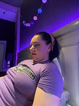 Snapshot of HotMilfMargo chatting on 17, 2, 2025 HotMilfMargo online show from 17, 2, 2025