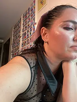 Snapshot of HotMilfMargo chatting on 18, 2, 2025 HotMilfMargo online show from 18, 2, 2025