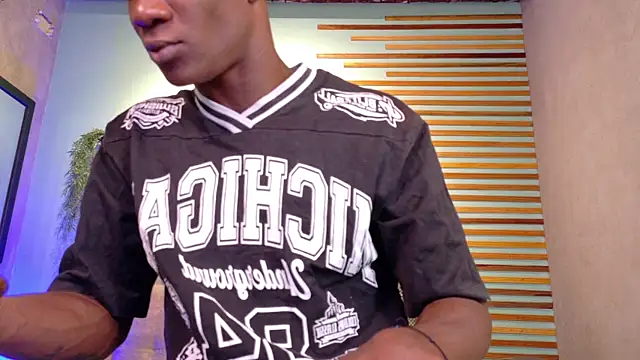 Snapshot of martin_killer chatting on 19, 7, 2026 martin killer online show from 19, 7, 2026