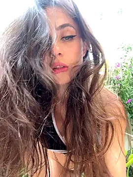 PartyQqHouse online show from 8, 10, 2025