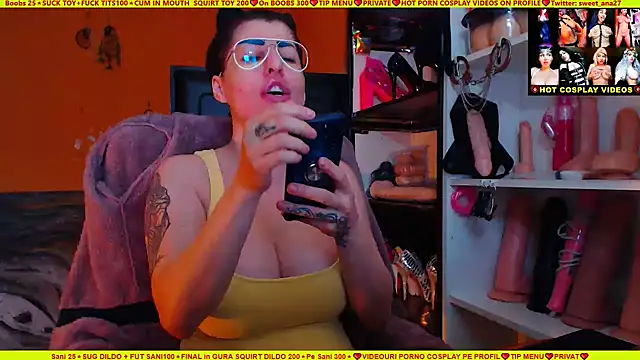 cuminmenowbbyx online show from 25, 12, 2024