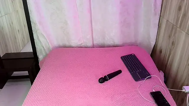 skinny Yizz online show from 5, 11, 2025