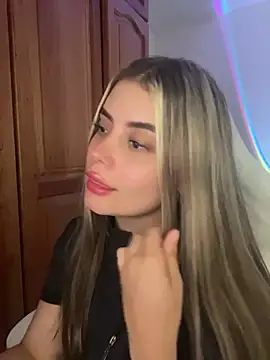 Snapshot of Miss_valeriaa chatting on 20, 6, 2026 Miss valeriaa online show from 20, 6, 2026